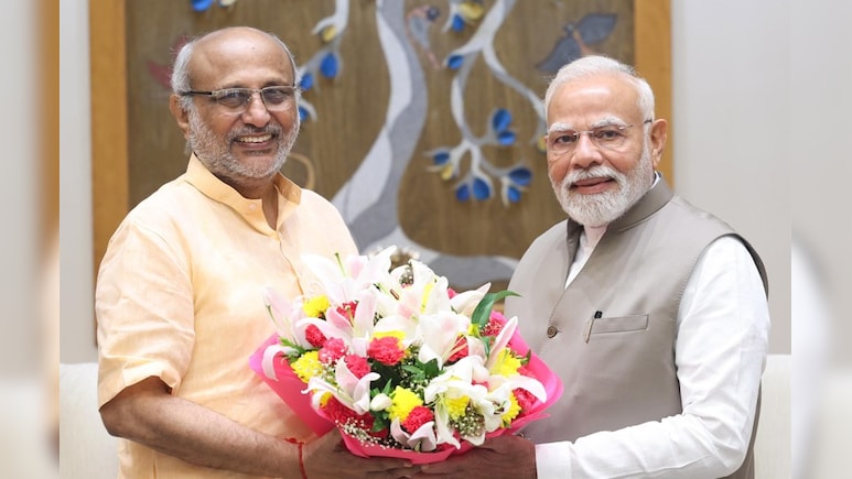 उपराष्ट्रपति उम्मीदवार घोषित होने के बाद दिल्ली पहुंचे सीपी राधाकृष्णन, PM मोदी से की मुलाकात