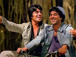50 साल बाद भी जिंदा है 'शोले' का जादू, किरदार, संवाद और दोस्ती बनी भारत की सामूहिक याद 50 साल बाद भी जिंदा है 'शोले' का जादू, किरदार, संवाद और दोस्ती बनी भारत की सामूहिक याद