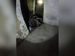 घर के अंदर जिंदा जल गई मां और दो साल की बेटी, आग लगने के कारणों की जांच करेगी पुलिस  घर के अंदर जिंदा जल गई मां और दो साल की बेटी, आग लगने के कारणों की जांच करेगी पुलिस