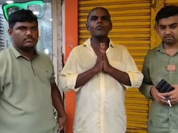 Thane Restaurant Owner Allegedly Threatens Marathis, Apologises After MNS Workers Show Up Thane Restaurant Owner Allegedly Threatens Marathis, Apologises After MNS Workers Show Up