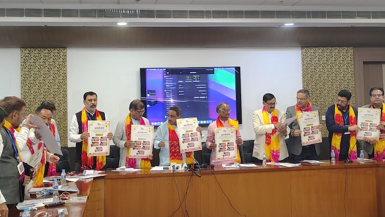 'भारतीय सामान-हमारा स्वाभिमान', पीएम मोदी की स्वदेशी अपील का देश भर के व्यापारियों ने किया समर्थन 'भारतीय सामान-हमारा स्वाभिमान', पीएम मोदी की स्वदेशी अपील का देश भर के व्यापारियों ने किया समर्थन