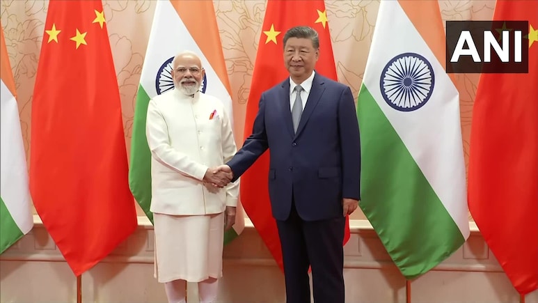 डायरेक्ट फ्लाइट से लेकर कैलाश मानसरोवर तक... तियानजिन में मोदी-जिनपिंग के बीच हुई क्या-क्या बातें डायरेक्ट फ्लाइट से लेकर कैलाश मानसरोवर तक... तियानजिन में मोदी-जिनपिंग के बीच हुई क्या-क्या बातें
