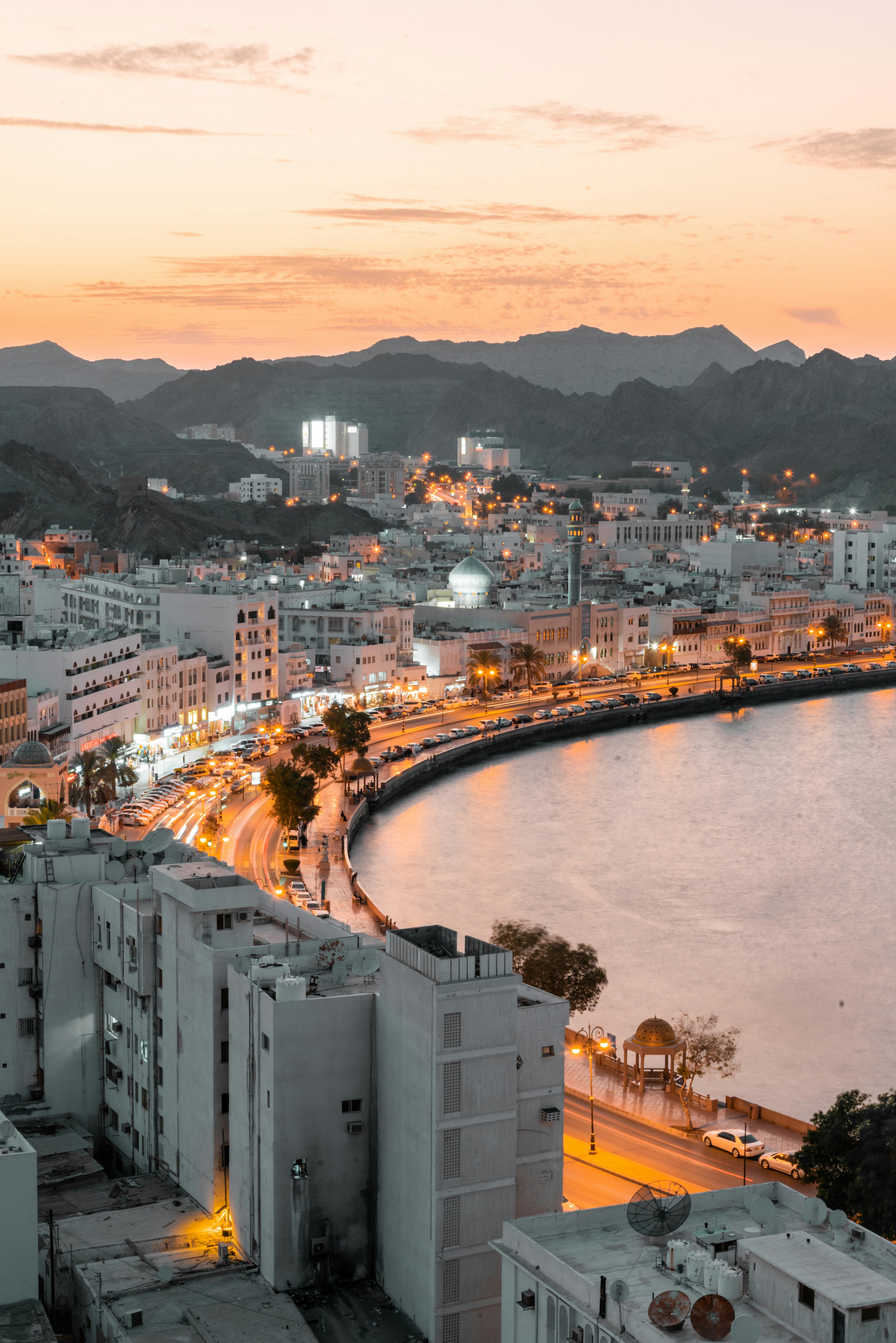 Oman's New Golden Visa Scheme Will Offer A Long-Term Residency To Foreign Investors