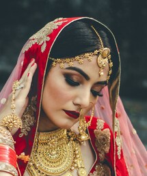 शादी पर लाल जोड़ा पहनने का हिन्दू धर्म में खास महत्व