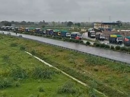 Rajasthan Weather Update: कोटा में बाढ़ जैसे हालात, दिल्ली-मुंबई एक्सप्रेस-वे पर ट्रैफिक बंद; कराड़िया टोल पर लगी गाड़ियों की लंबी लाइनें Rajasthan Weather Update: कोटा में बाढ़ जैसे हालात, दिल्ली-मुंबई एक्सप्रेस-वे पर ट्रैफिक बंद; कराड़िया टोल पर लगी गाड़ियों की लंबी लाइनें