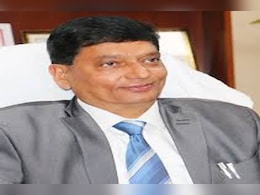 बीकानेर यूनिवर्सिटी के कुलगुरू डॉ. अरुण कुमार को हटाने के आदेश, विश्वविद्यालय को लगाई थी वित्तीय चपत बीकानेर यूनिवर्सिटी के कुलगुरू डॉ. अरुण कुमार को हटाने के आदेश, विश्वविद्यालय को लगाई थी वित्तीय चपत