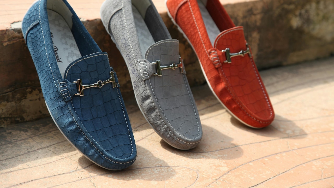 Going Sockless? Top Footwear That Looks Great Without Socks