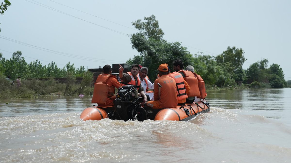 Raghav Chadha Visits Flood-Hit Punjab District, Vows Funds Towards Relief Ops