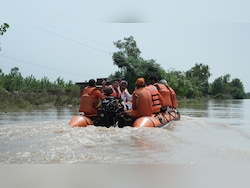Raghav Chadha Visits Flood-Hit Punjab District, Vows Funds Towards Relief Ops