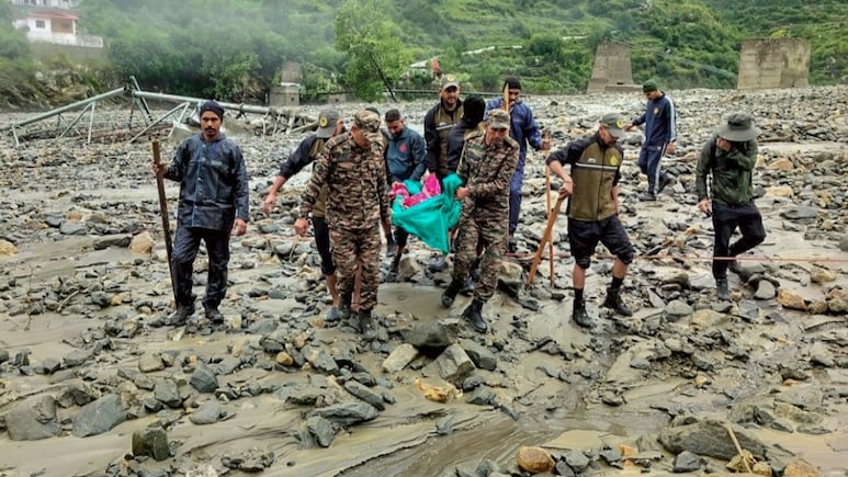 धराली में राहत और बचाव कार्य में क्यों हो रही है इतनी परेशानी? धराली में राहत और बचाव कार्य में क्यों हो रही है इतनी परेशानी?