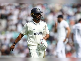 IND vs WI: करुण नायर ही नहीं, इन 5 स्टार क्रिकेटरों की भी टीम इंडिया से हो गई छुट्टी! IND vs WI: करुण नायर ही नहीं, इन 5 स्टार क्रिकेटरों की भी टीम इंडिया से हो गई छुट्टी!