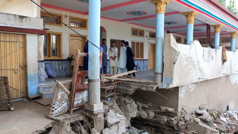Pakistan Floods Turn Wedding Celebrations Into 24 Funerals For A Family Pakistan Floods Turn Wedding Celebrations Into 24 Funerals For A Family