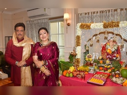 Govinda Sunita News: गोविंदा-सुनीताने गणपती बाप्पाचे एकत्र केले स्वागत, घटस्फोटाच्या चर्चांना दिला पूर्णविराम Govinda Sunita News: गोविंदा-सुनीताने गणपती बाप्पाचे एकत्र केले स्वागत, घटस्फोटाच्या चर्चांना दिला पूर्णविराम