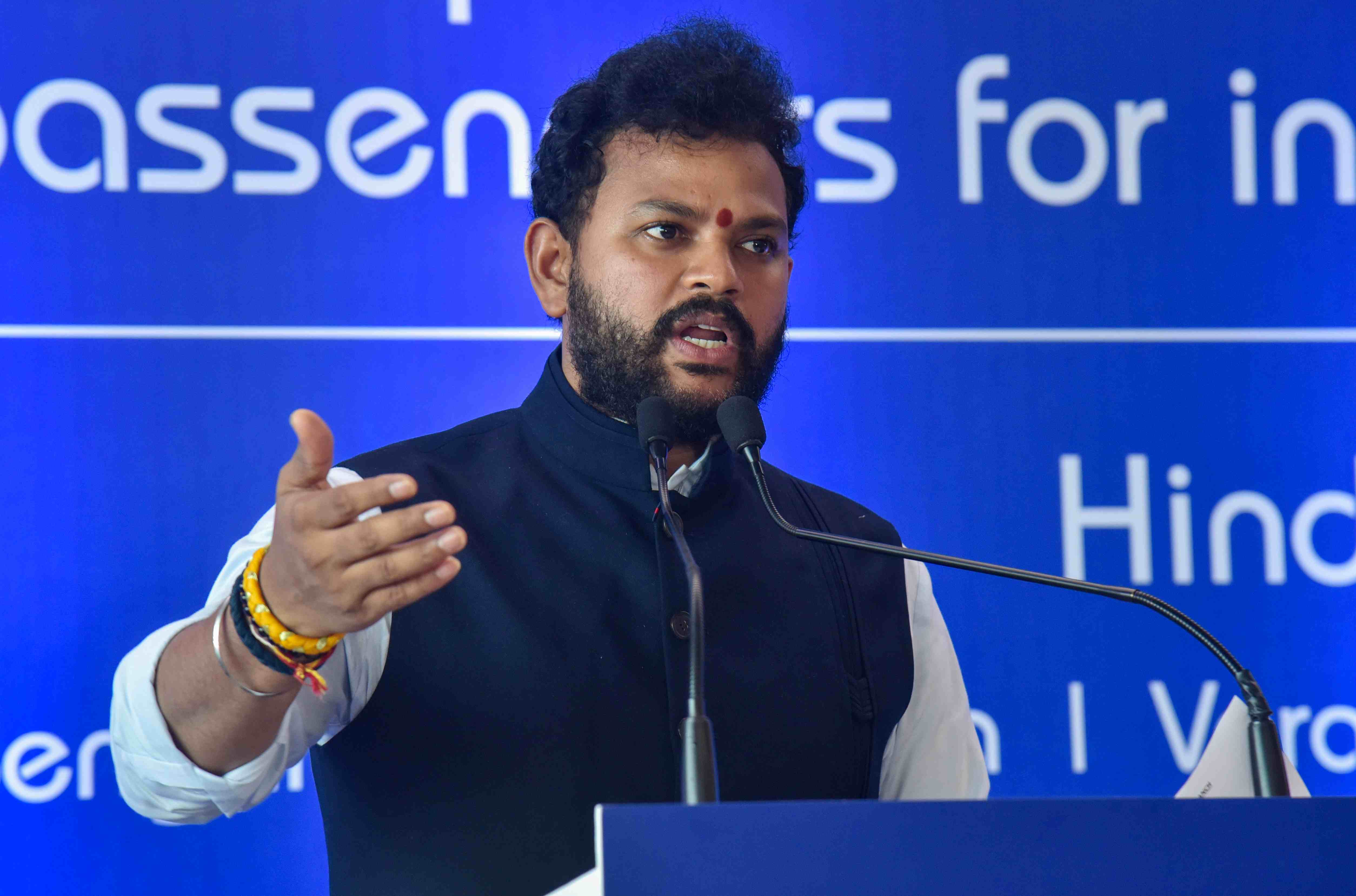 "हम हर एयरलाइन के लिए एक मिसाल कायम करेंगे": इंडिगो संकट पर संसद में उड्डयन मंत्री