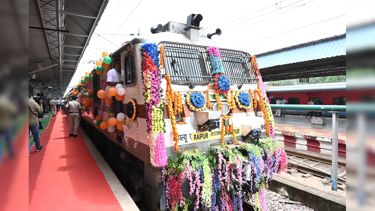 Raipur To Jabalpur Train: रायपुर से जबलपुर के बीच नई इंटरसिटी एक्सप्रेस सेवा शुरू, सीएम विष्णुदेव साय ने दिखाई हरी झंडी