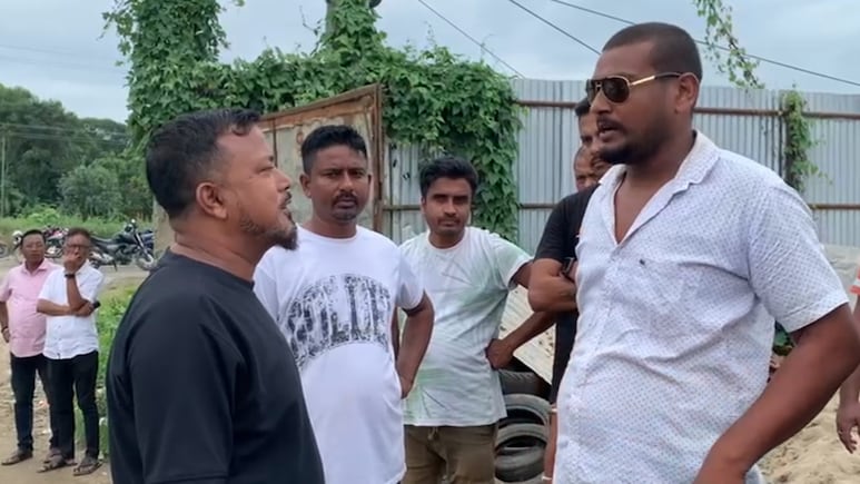 Vigilante Groups Intensify Illegal Immigrant Hunt In Assam's Sivasagar Vigilante Groups Intensify Illegal Immigrant Hunt In Assam's Sivasagar