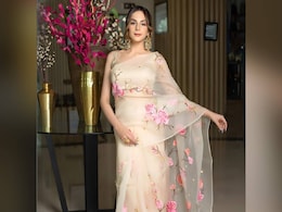 इन खूबसूरत Floral Saree के साथ अपने लुक में लगाएं चार चांद, 1000 रुपये से भी कम में अभी करें शॉप इन खूबसूरत Floral Saree के साथ अपने लुक में लगाएं चार चांद, 1000 रुपये से भी कम में अभी करें शॉप