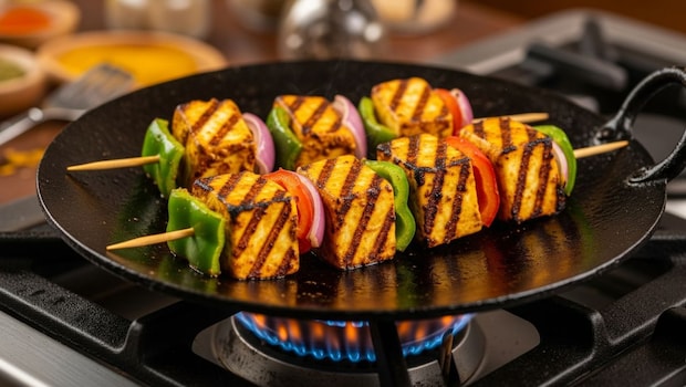 6 Easy Tips For Tandoori-Style Charred Paneer At Home Using Just A Tawa