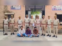 Rajasthan: किडनैपिंग केस में 24 घंटे के भीतर ही पुलिस ने अपहणकर्ताओं को धर-दबोचा; आरोपियों का निकाला जुलूस Rajasthan: किडनैपिंग केस में 24 घंटे के भीतर ही पुलिस ने अपहणकर्ताओं को धर-दबोचा; आरोपियों का निकाला जुलूस