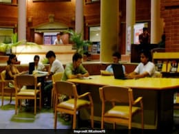 Blended MBA vs EMBA: Know Which Program Fits Your Career Goals Best Blended MBA vs EMBA: Know Which Program Fits Your Career Goals Best
