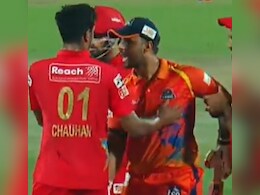 VIDEO: नीतीश राणा और दिग्वेश राठी के बीच हुई लड़ाई, अंपायर और खिलाड़ियों ने किसी तरह किया बीच बचाव VIDEO: नीतीश राणा और दिग्वेश राठी के बीच हुई लड़ाई, अंपायर और खिलाड़ियों ने किसी तरह किया बीच बचाव