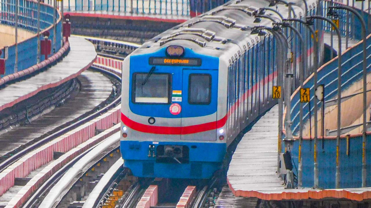 TMC Claims Kolkata Metro Project Credit; BJP Hits Back