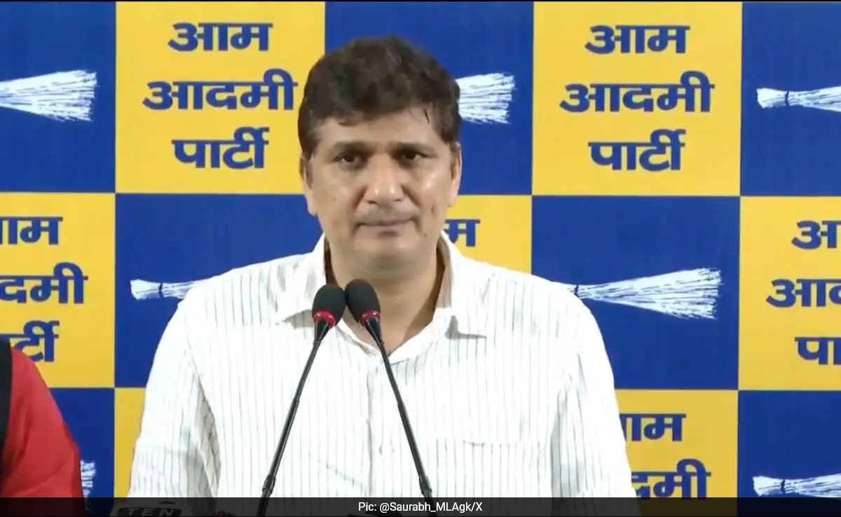 Poll Body "Duty-Bound To Respond": AAP's Saurabh Bharadwaj On "Vote Chori" Claims