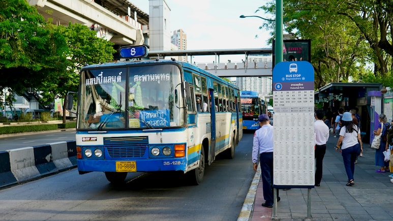 How To Use Public Transport Abroad And Save More For Food And Sightseeing