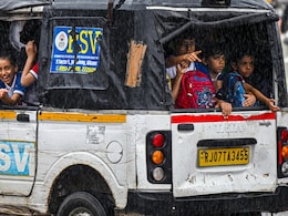 Rajasthan Rain: राजस्थान में फिर होगी बादलों की मेहरबान, 48 घंटे बाद शुरू होगा मानसून का तीसरा दौर Rajasthan Rain: राजस्थान में फिर होगी बादलों की मेहरबान, 48 घंटे बाद शुरू होगा मानसून का तीसरा दौर