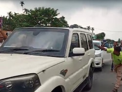 BJP&#039;s Suvendu Adhikari&#039;s Convoy Attacked In Bengal&#039;s Cooch Behar