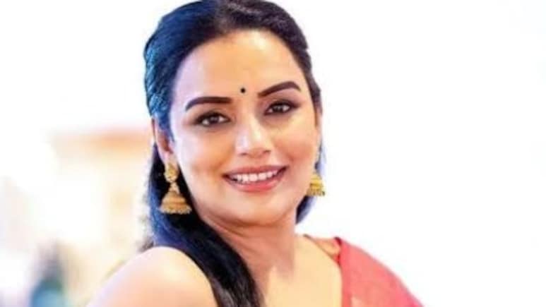 Shwetha Menon Obscene Films Case: Kerala High Court Orders Interim Stay On Proceedings In FIR Against The Actor