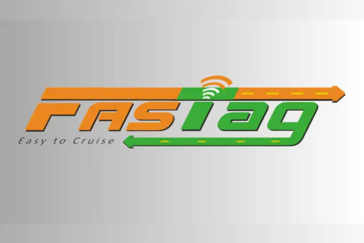 FASTag Annual Pass Launched: 1.4 Lakh Buyers on Day One