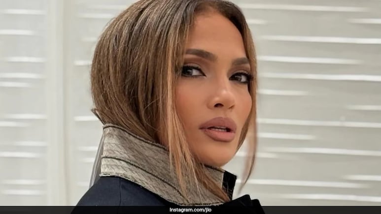 Jennifer Lopez Denied Entry At Chanel Store In Istanbul, Here's How She Reacted Jennifer Lopez Denied Entry At Chanel Store In Istanbul, Here's How She Reacted