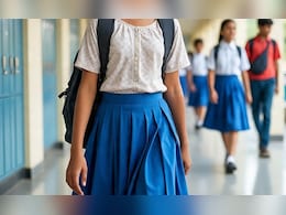 स्कूल में 7वीं की छात्रा से छेड़छाड़, स्टोर रूम में बुलाकर प्रिंसिपल ने गले लगाने की कोशिश की स्कूल में 7वीं की छात्रा से छेड़छाड़, स्टोर रूम में बुलाकर प्रिंसिपल ने गले लगाने की कोशिश की