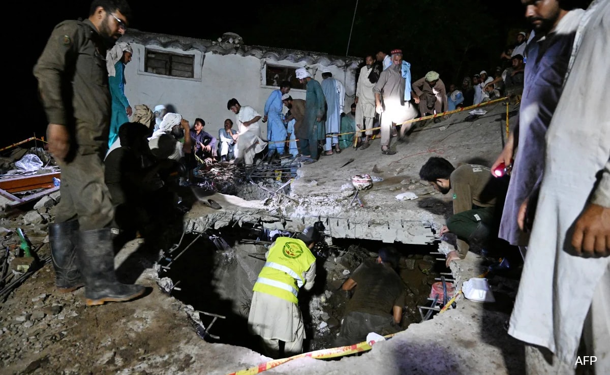 Pakistan Floods: Death Toll Nears 400 as Rains Continue
