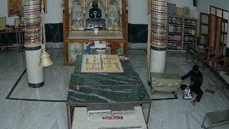 HIV Positive Man Robs Chhattisgarh Temples, Calls It 'Revenge Against God' HIV Positive Man Robs Chhattisgarh Temples, Calls It 'Revenge Against God'