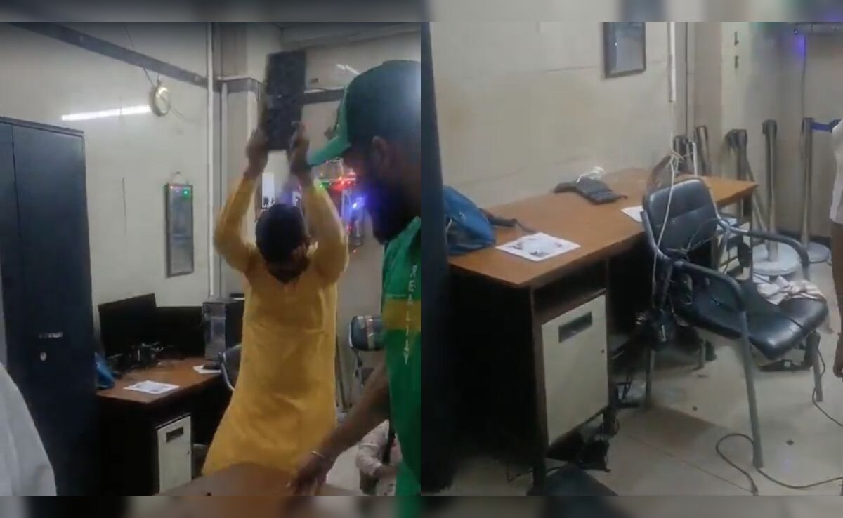 Caught Without Ticket, Mumbai Train Passenger Goes On Vandalism Spree