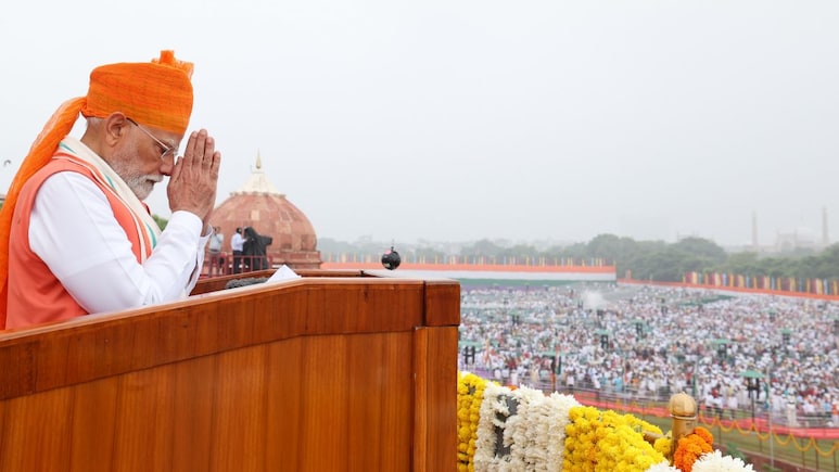 PM Modi Speech : पंतप्रधान मोदींच्या स्वातंत्र्यदिनाच्या भाषणाने महाराष्ट्रातील सरपंच भारावले