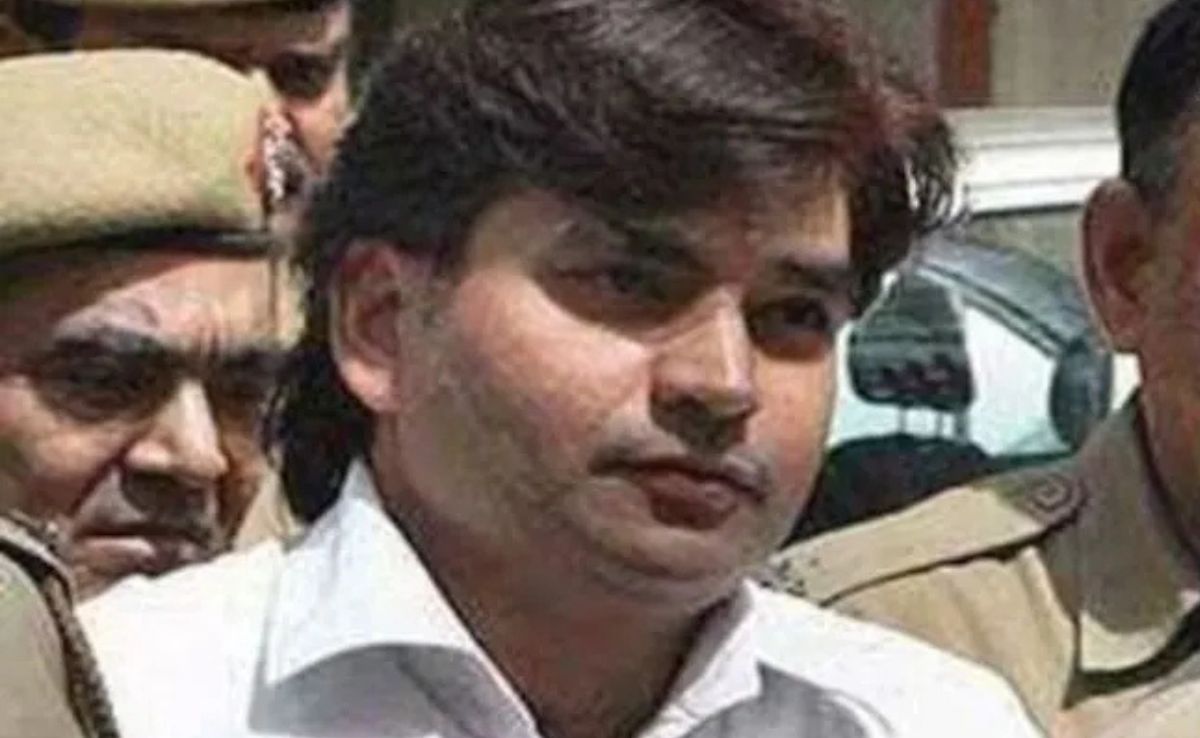 नीतीश कटारा मर्डरः  पहले मां बीमार, अब शादी की चाहिए 'छुट्टी'! बेल पर बाहर विकास यादव की कोर्ट में अर्जी