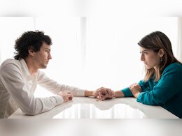 Cheating ही नहीं इन 8 वजह से भी रिश्ते में टूट जाता है विश्वास, Relationship Expert ने बताया क्यों आप पर ट्रस्ट नहीं कर पाता पार्टनर Cheating ही नहीं इन 8 वजह से भी रिश्ते में टूट जाता है विश्वास, Relationship Expert ने बताया क्यों आप पर ट्रस्ट नहीं कर पाता पार्टनर