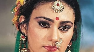 दीपिका चिखलिया की 4 तस्वीरें, 40 लड़कियों को पछाड़ बनीं थीं रामायण की सीता, &nbsp;'राम-लक्ष्मण' से ज्यादा 'रावण' से करती थीं बात