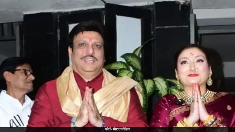 तलाक की अफवाहों के बीच गोविंदा और सुनीता आहूजा डांस करते आए नजर, इस अंदाज में दिखा कपल तलाक की अफवाहों के बीच गोविंदा और सुनीता आहूजा डांस करते आए नजर, इस अंदाज में दिखा कपल