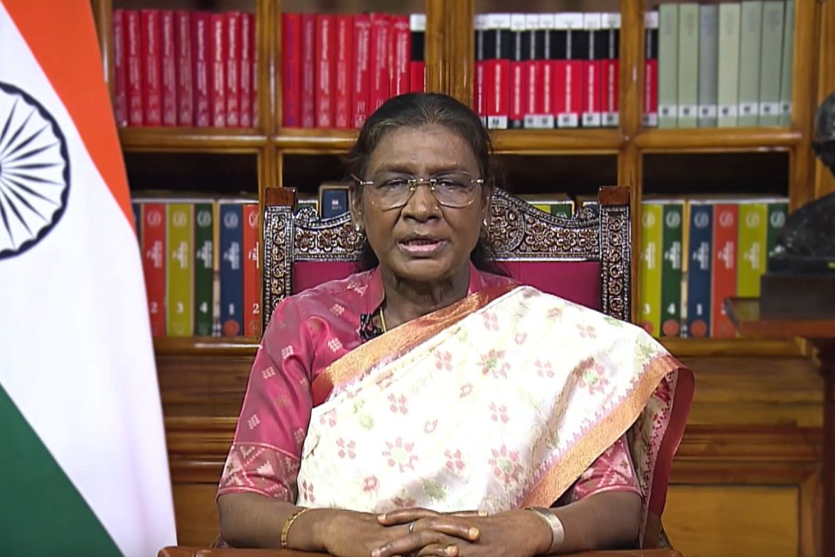 अर्थव्यवस्था अच्छी, बढ़ रहा निर्यात, आत्मनिर्भर बनने की ओर देश... राष्ट्र के नाम संबोधन में राष्ट्रपति द्रौपदी