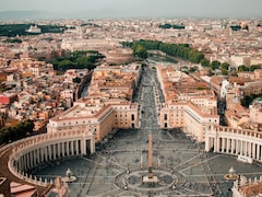 10 Most Overcrowded Tourist Destinations In The World, As Per A Recent Ranking