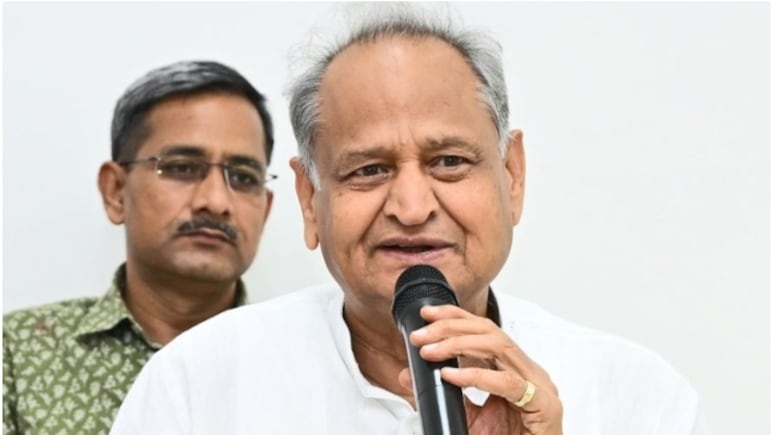 Rajasthan Politics: 'डबल कैरेक्टर' वाली बात क्यों बोले अशोक गहलोत? SI भर्ती पर खोला सबसे बड़ा राज! Rajasthan Politics: 'डबल कैरेक्टर' वाली बात क्यों बोले अशोक गहलोत? SI भर्ती पर खोला सबसे बड़ा राज!