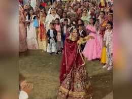 माधुरी के गाने पर अपनी शादी में जमकर थिरकी दुल्हन, डांस से जमाया ऐसा रंग लोग भूले शादी, खड़ा रह गया दुल्हा लड़की ले गई लाइमलाइट