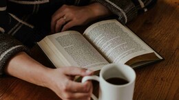 Why Gen Z In India Is Looking At Tinder For A 'Book Boyfriend'