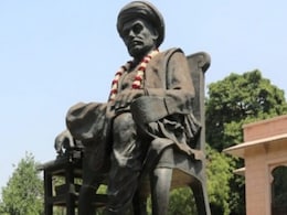 कौन थे ज्योतिबा फुले, जिनका जिक्र पीएम नरेंद्र मोदी ने लालकिले से किया, किसके खिलाफ वो जीवन भर लड़ते रहे कौन थे ज्योतिबा फुले, जिनका जिक्र पीएम नरेंद्र मोदी ने लालकिले से किया, किसके खिलाफ वो जीवन भर लड़ते रहे