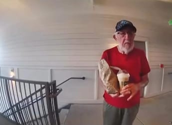Viral: Florida Woman Raises More Than Rs 18 Lakhs For Elderly Food Delivery Agent, Wins Hearts Online Viral: Florida Woman Raises More Than Rs 18 Lakhs For Elderly Food Delivery Agent, Wins Hearts Online