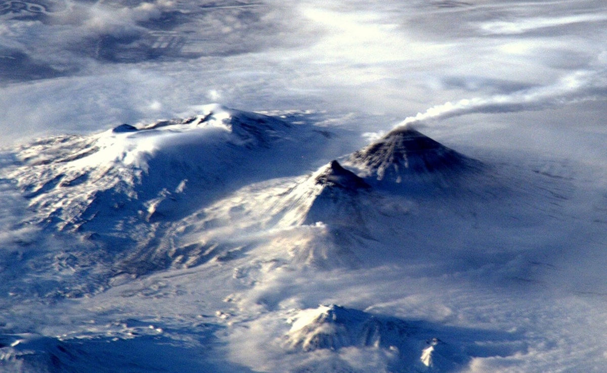 Klyuchevskoy is one of the most active stratovolcanoes in Russias northern Kamchatka Peninsula. Klyuchevskoy is one of the most active stratovolcanoes in Russias northern Kamchatka Peninsula.